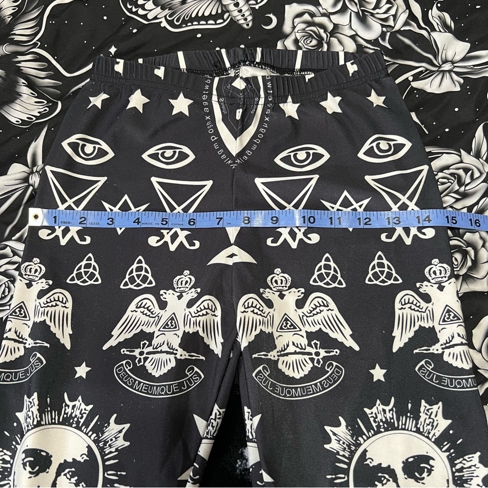 Satanic Symbols Printed Leggings, Small - Picture 7 of 8